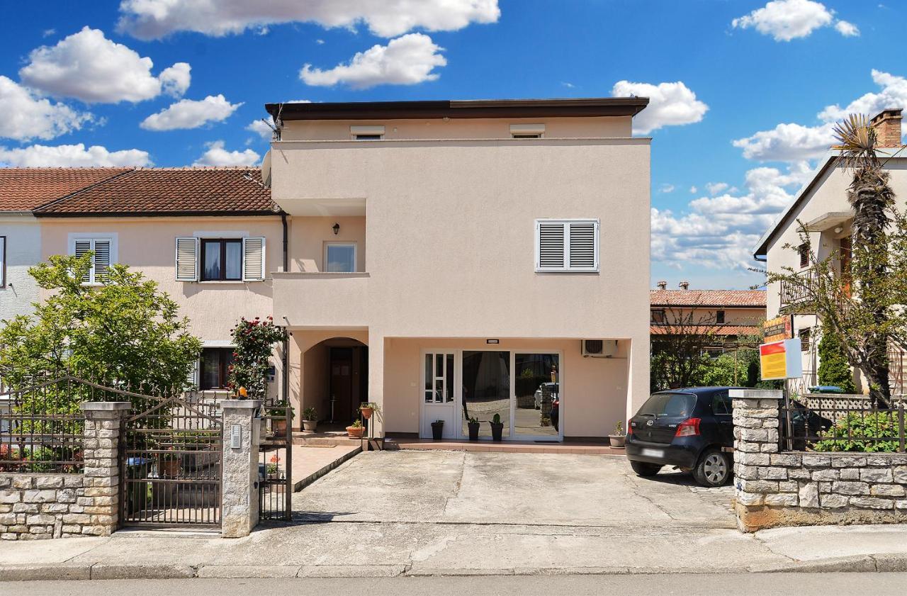 Apartments Milka 2074 Poreč Zewnętrze zdjęcie