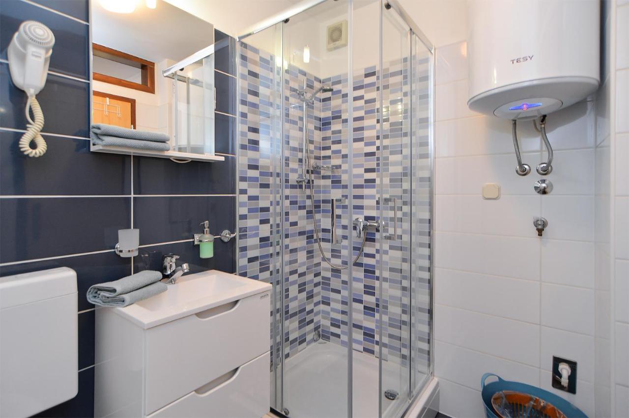 Apartments Milka 2074 Poreč Zewnętrze zdjęcie