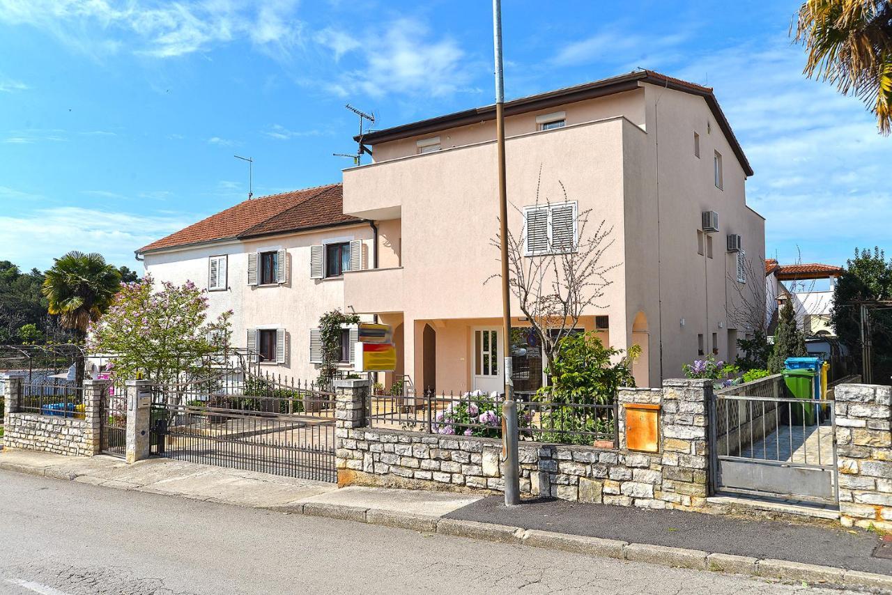 Apartments Milka 2074 Poreč Zewnętrze zdjęcie