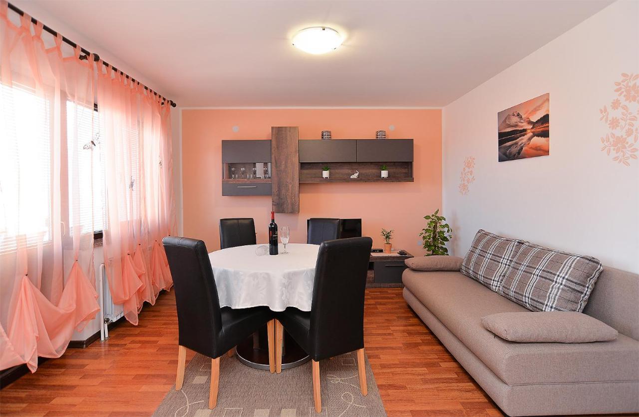 Apartments Milka 2074 Poreč Zewnętrze zdjęcie