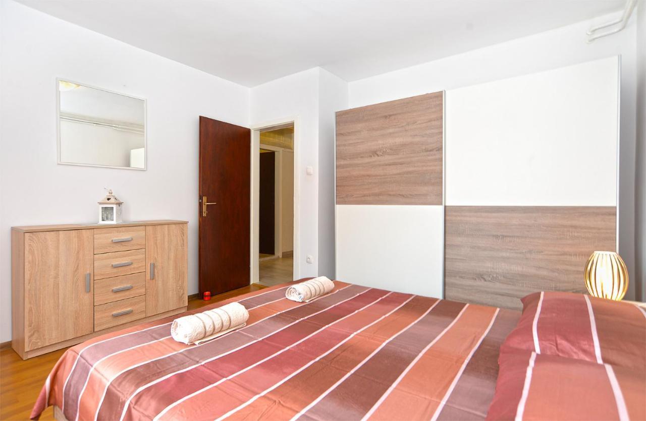 Apartments Milka 2074 Poreč Zewnętrze zdjęcie