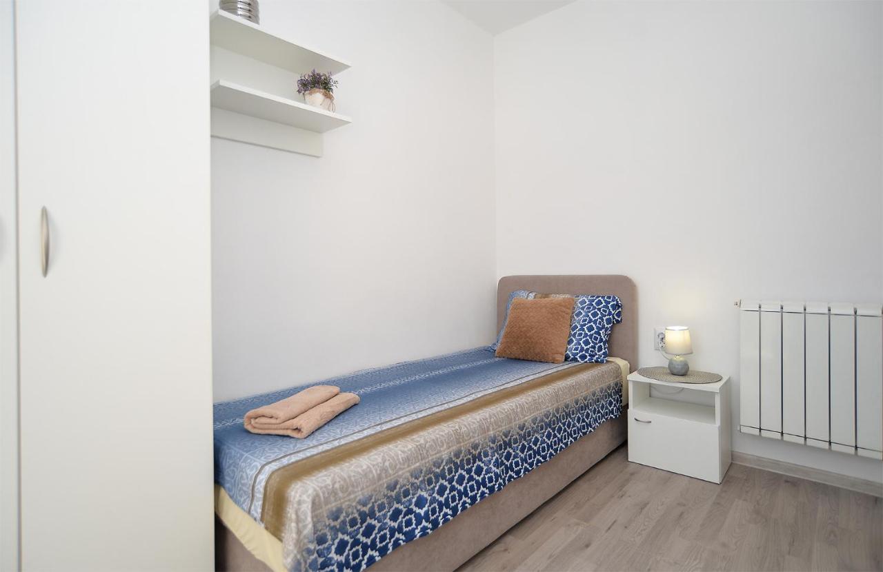 Apartments Milka 2074 Poreč Zewnętrze zdjęcie